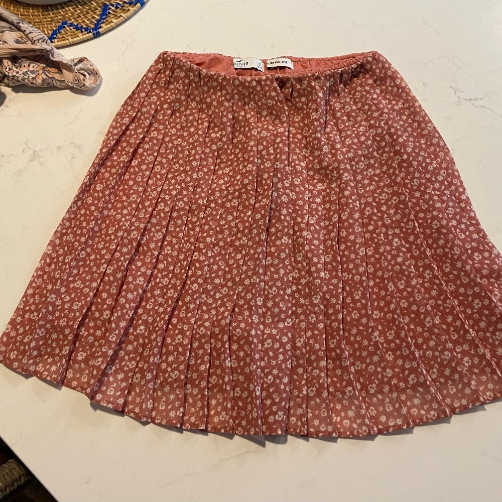 Hollister Floral Pink Skirt